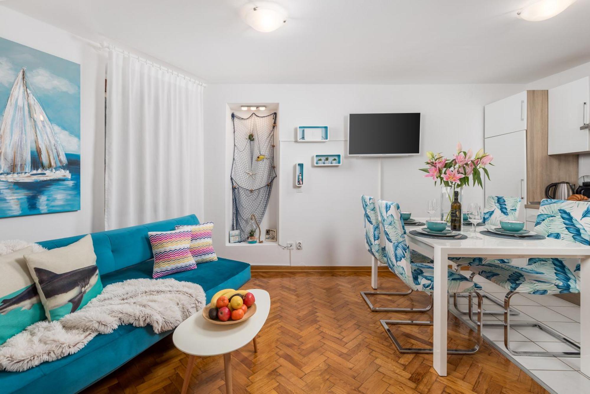 Sorgenfrei Apartment Ровінь Екстер'єр фото